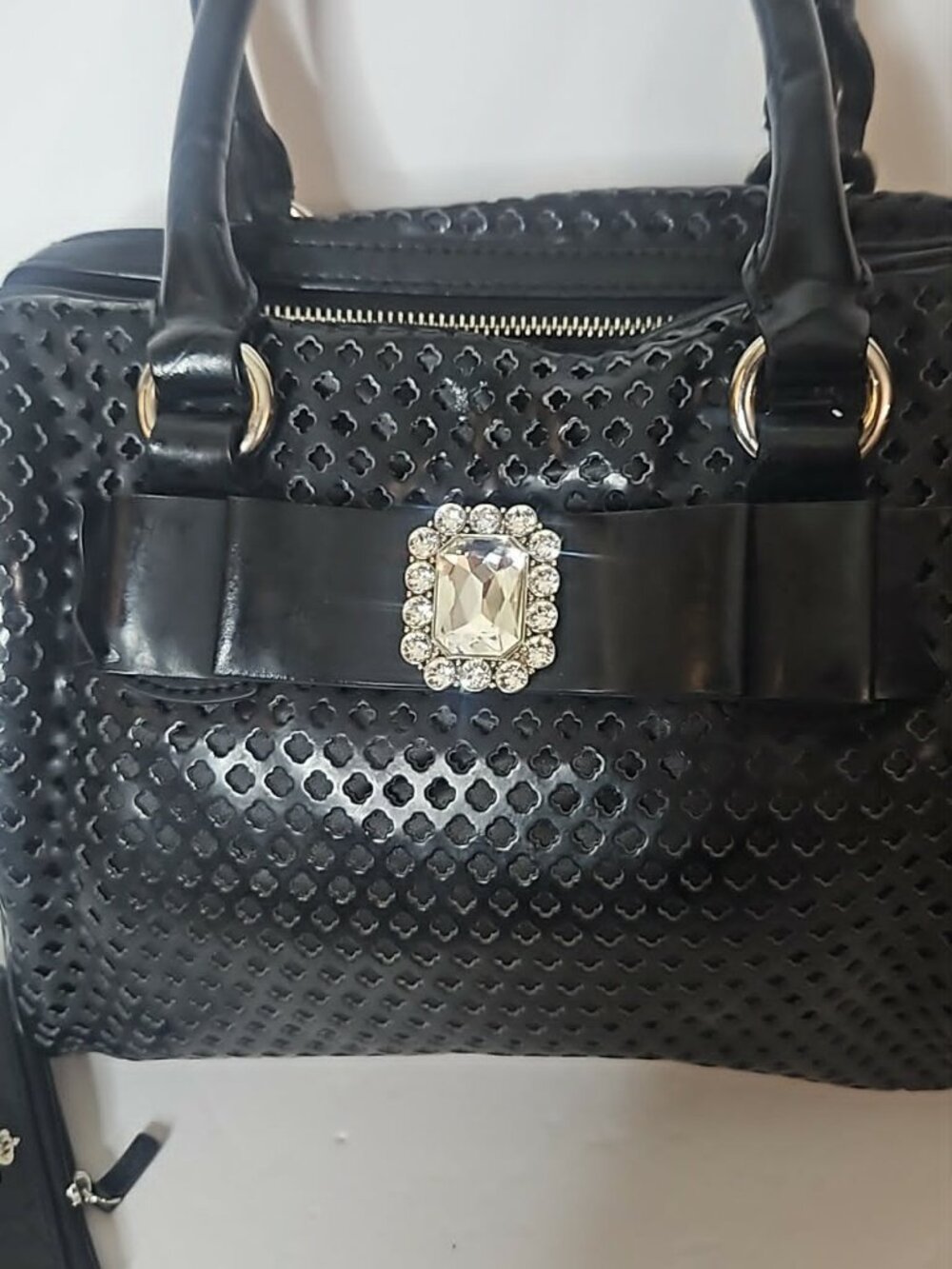 RARE Retired Brighton My Flat in London Alexia Satchel – Jeweled Bow - Picture 2 of 13